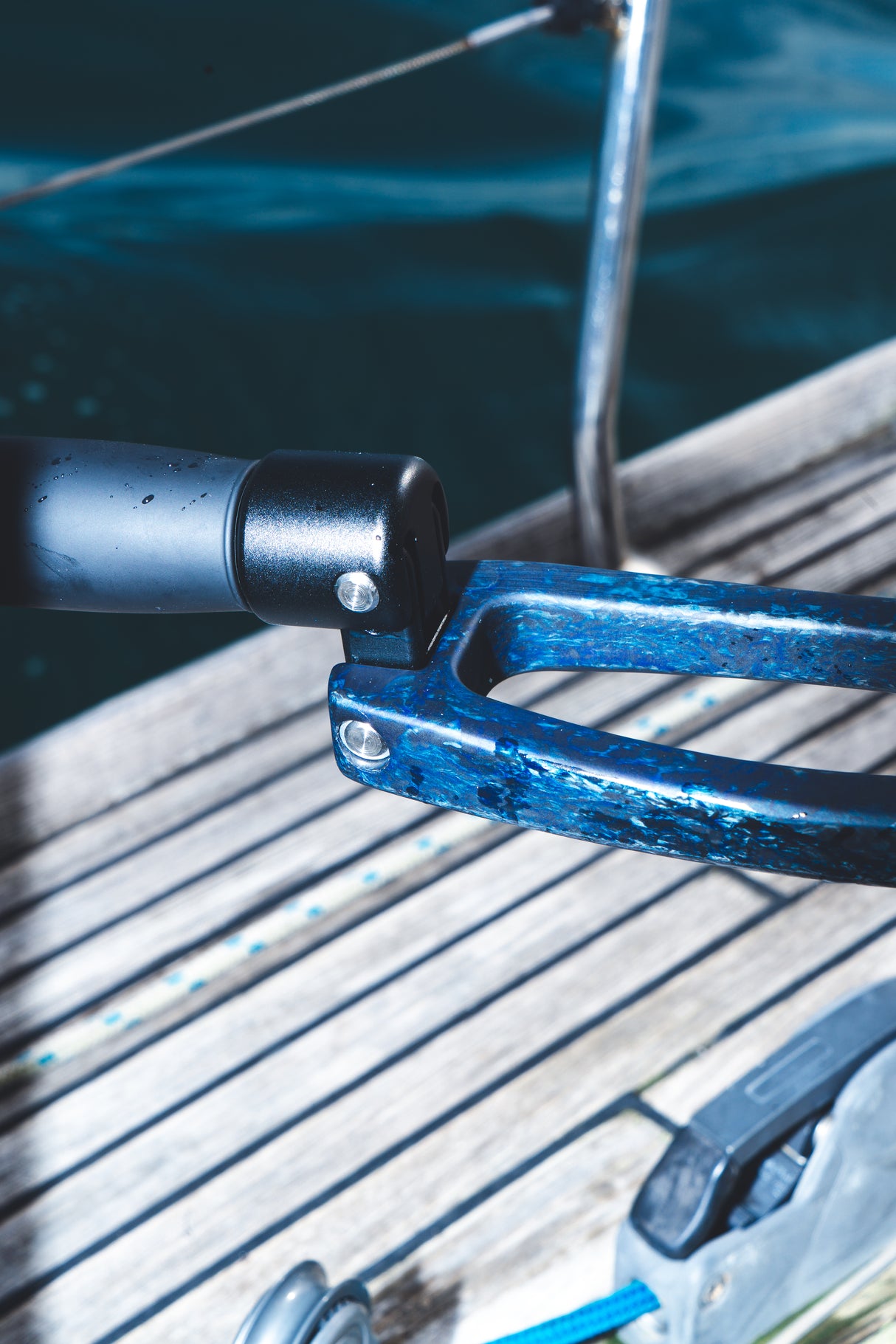 Easysea Flipper™ Max Carbon Folding Winch Handle