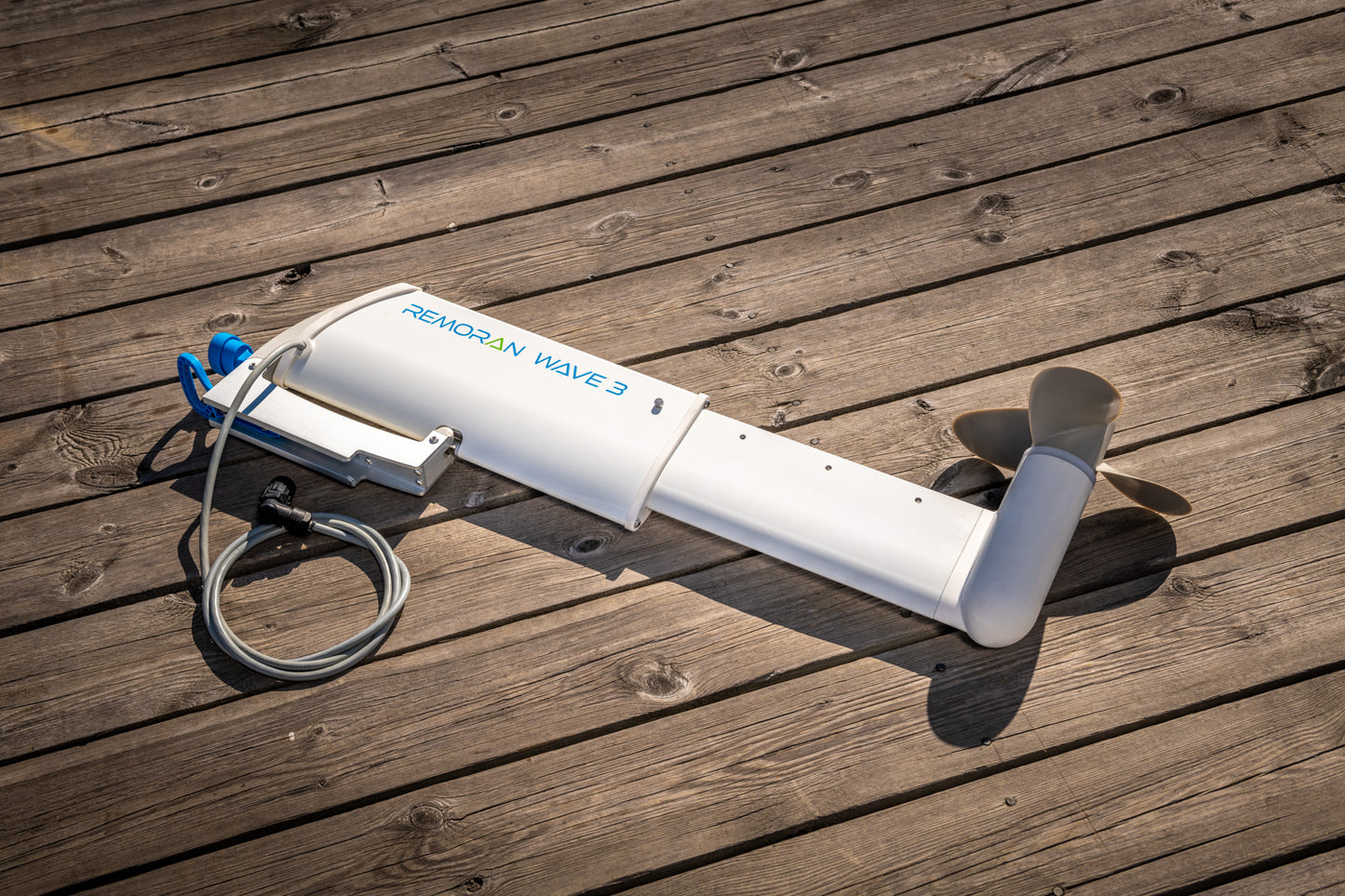 Remoran Wave 3 Hydrogenerator - 300W Sailboat Power Generator (GS / GD Models)