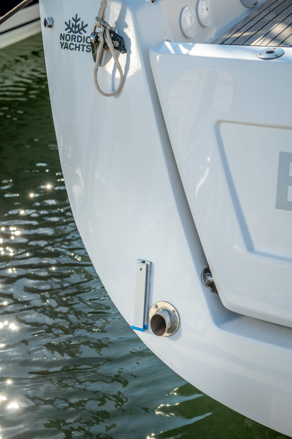 Remoran Wave 3 Hydrogenerator - 300W Sailboat Power Generator (GS / GD Models)