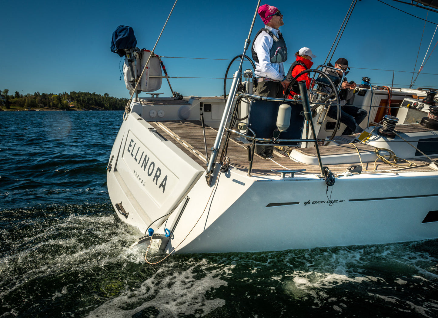 Remoran Wave 3 Hydrogenerator - 300W Sailboat Power Generator (GS / GD Models)